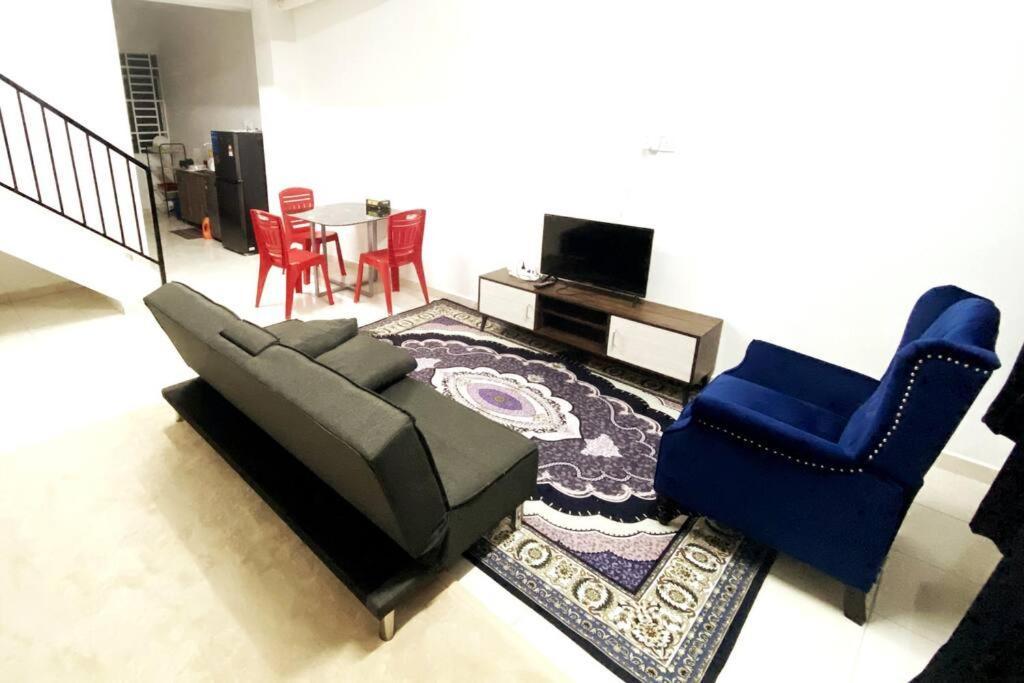 D'Cahaya Homestay Бату-Пахат Экстерьер фото
